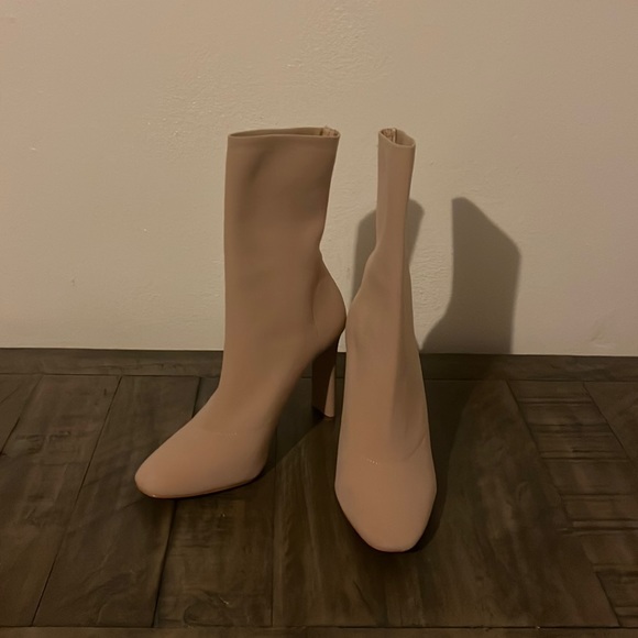 ALDO Delylah Ankle Boot GUC - Picture 1 of 2